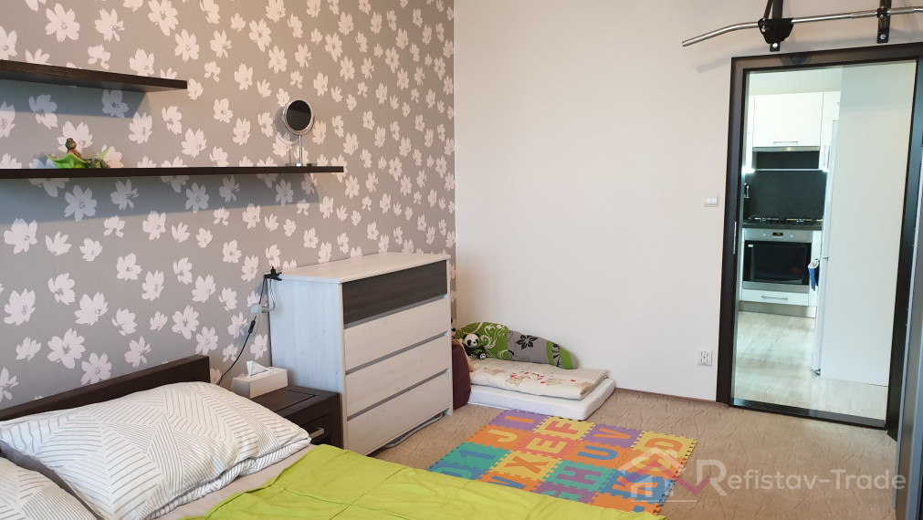 Priestranný 2 izbový byt, 58m2, Adlerova ul., Darg. Hrdinov