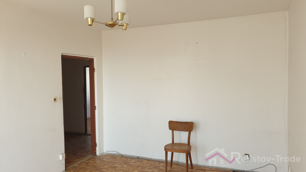 Veľký 2 izbový byt s lodžiou na sídl. Nad jazerom, Nám. kozmonautov