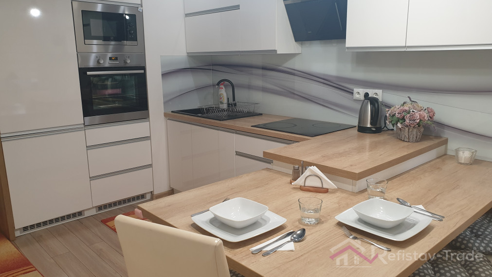 2 izbový zrekonštruovaný a zariadený byt s lodžiou