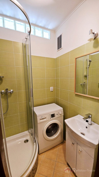 PRENAJATÝ - 1 izbový byt na Rastislavovej ul. v Košiciach