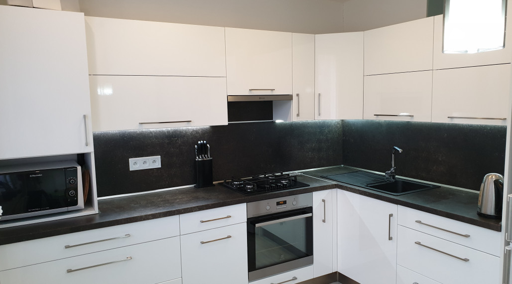 Priestranný 2 izbový byt, 58m2, Adlerova ul., Darg. Hrdinov