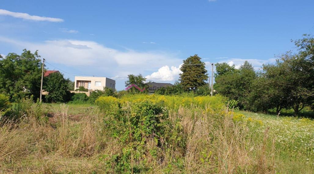 Na predaj stavebný pozemok v obci Čaňa